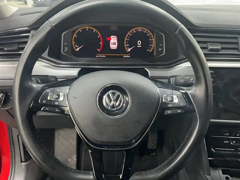 VOLKSWAGEN LINGDU