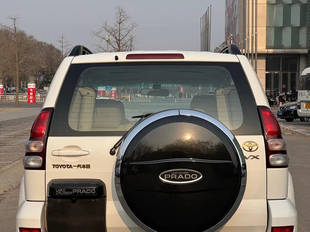 Toyota Prado 2006 4.0L Automatic VX NAVI Edition фото 8