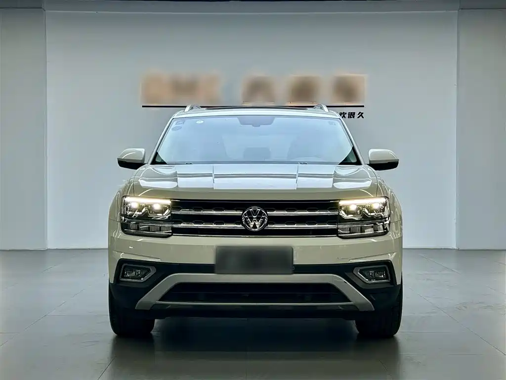 Volkswagen Teramont 2020 380TSI 4WD Luxury Edition China VI фото 3