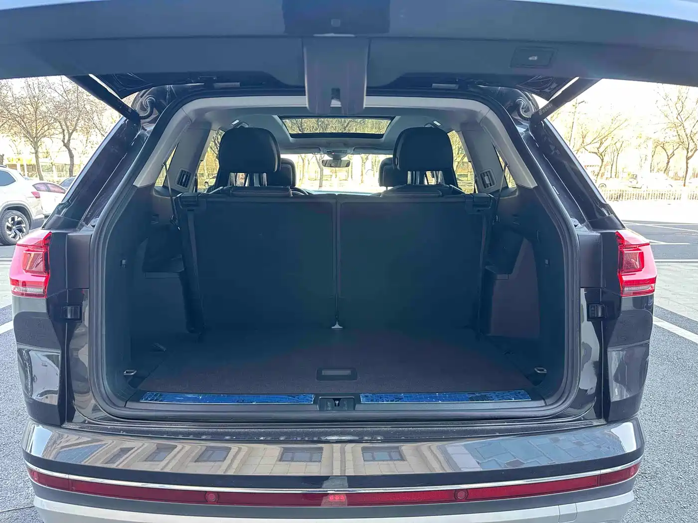 Volkswagen Talagon 2023 Facelift 530TSI 4WD Flagship Victory Pro Edition 6-Seater фото 12