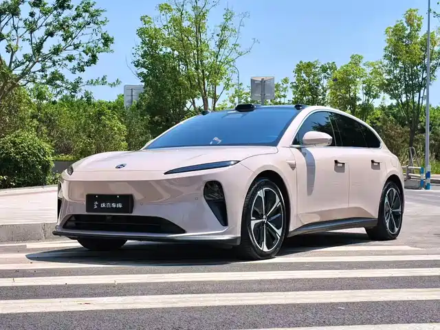 NIO ET5T 2023
