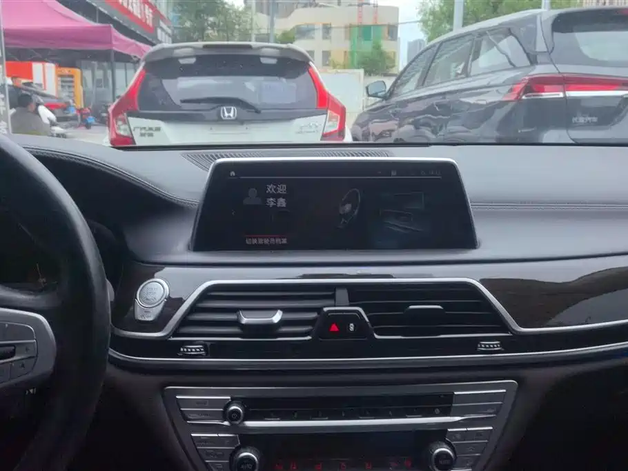 BMW 7 Series 2021 Model 730Li Luxury Package фото 13