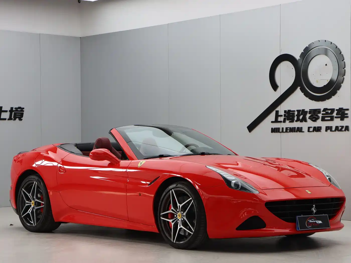 FERRARI CALIFORNIA T