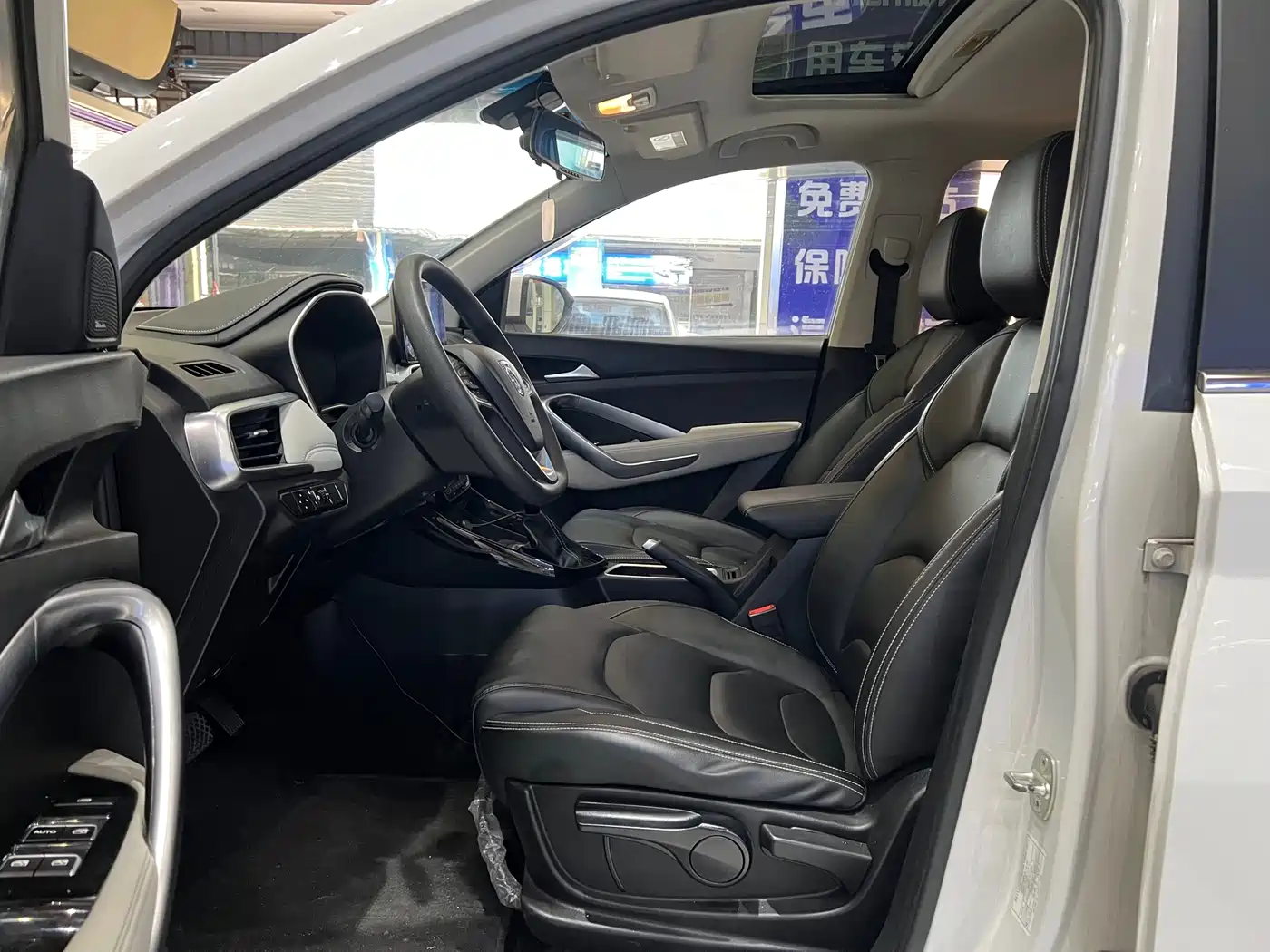 Baojun 530 2018 2018 1.5T DCT Luxury (China V)