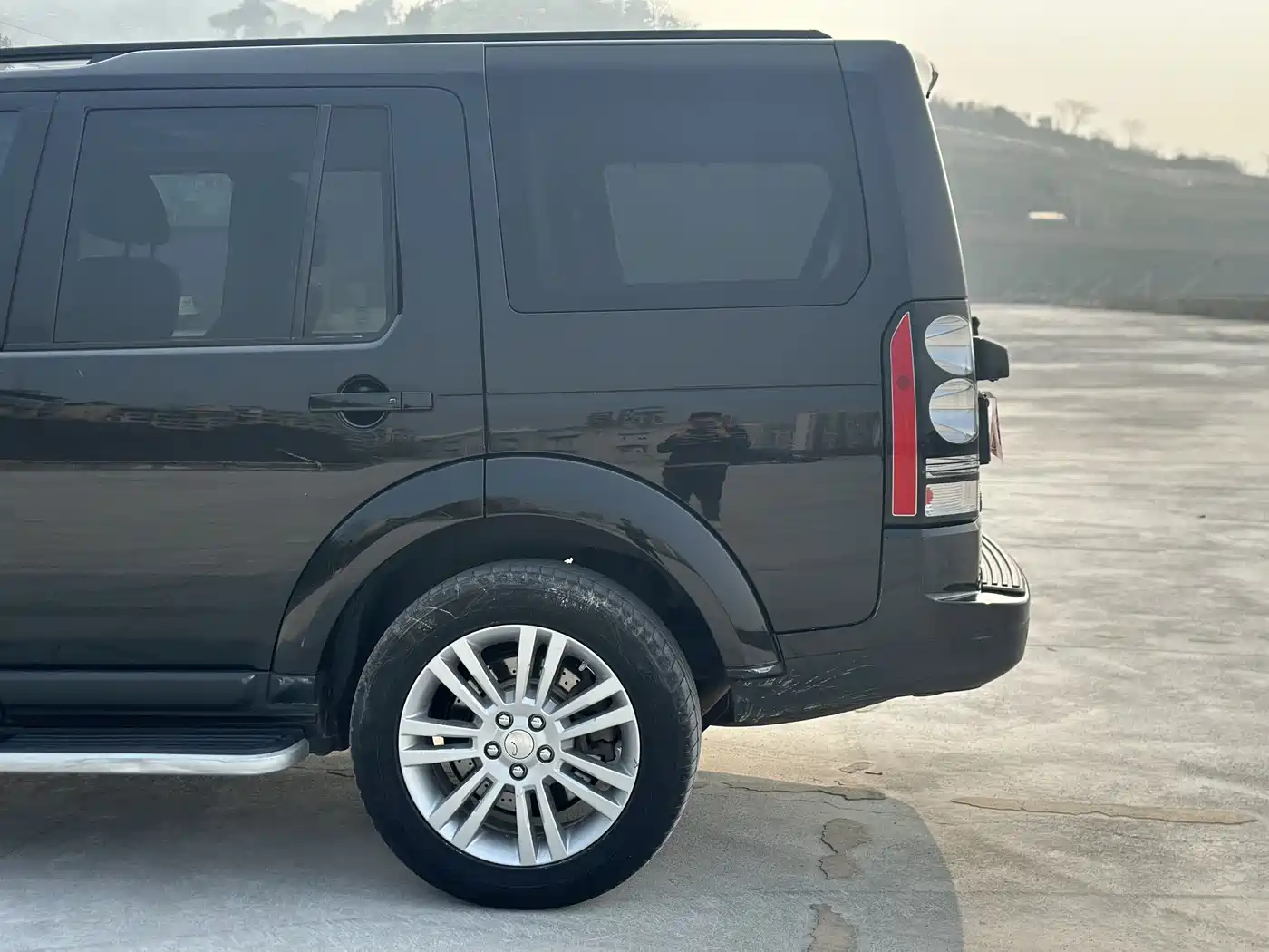 Land Rover Discovery 2014 3.0 SDV6 HSE Diesel фото 18