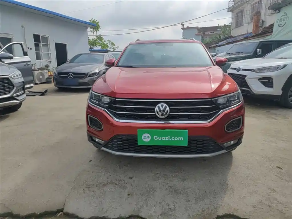 Volkswagen T-ROC 2018 280TSI DSG 2WD Comfort (China V) фото 3