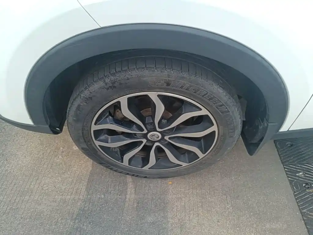 MG Roewe RX5 2018 2017 20T Automatic Premium Edition