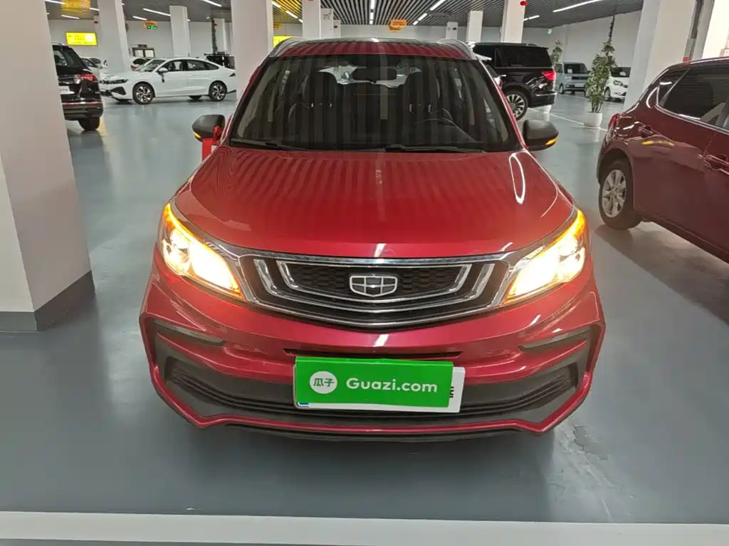 Фото 3 - Geely Vision X3
