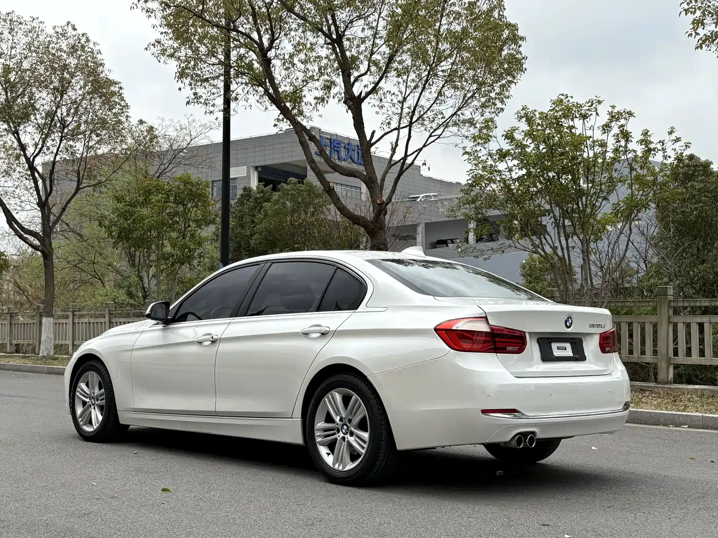 BMW 3 Series 2017 320Li Fashion фото 5