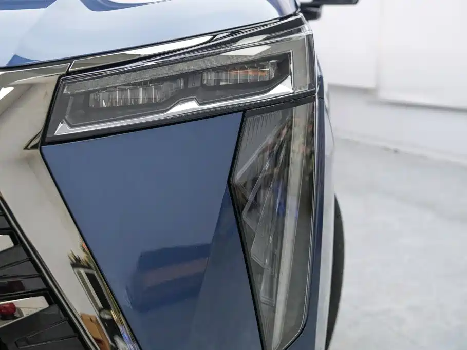 GAC Trumpchi Trumpchi Xiangwang M8 2025 2025 Model QianKun Series Ultra First Class
