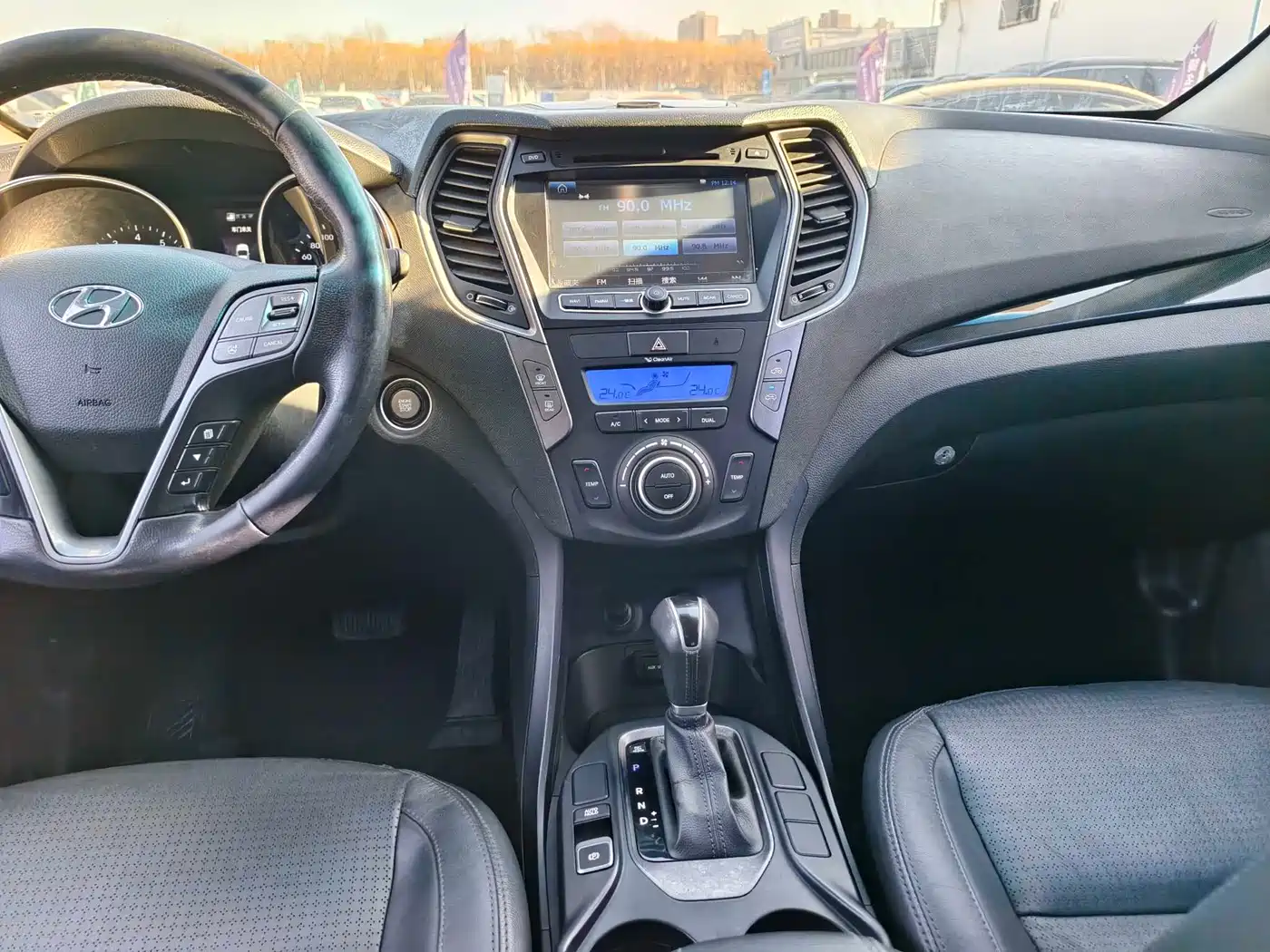 Hyundai Santa Fe 2013 Model 2.4L Automatic 2WD Smart фото 11