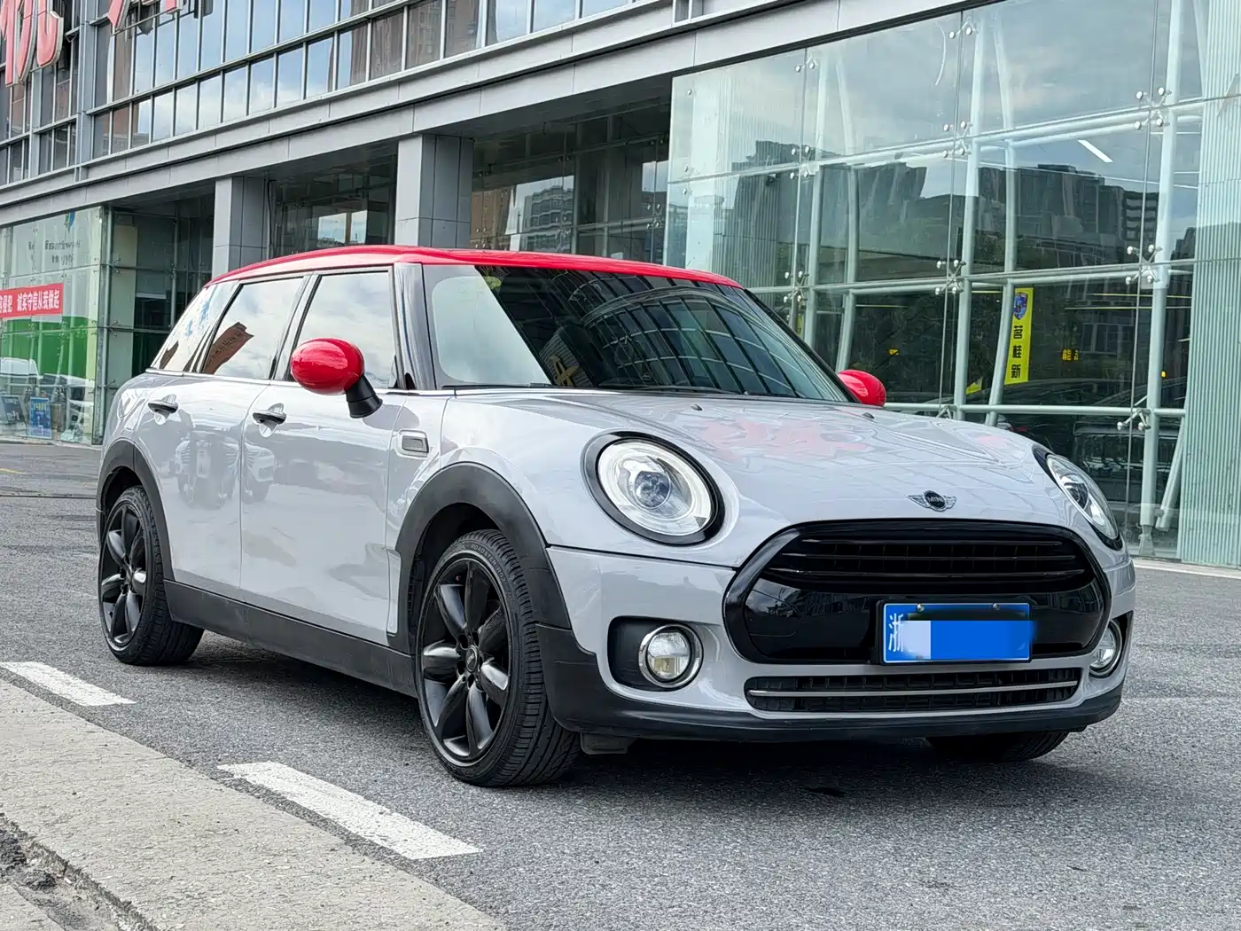 Фото 3 - MINI CLUBMAN