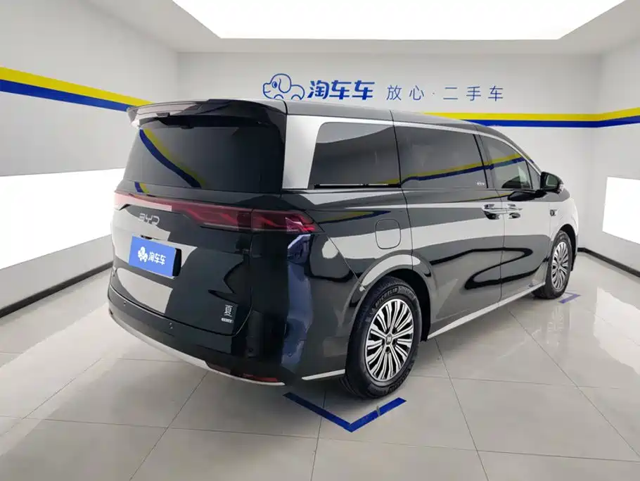 BYD Xia 2025 2025 DM-i 1.5T 180km Surpass Edition