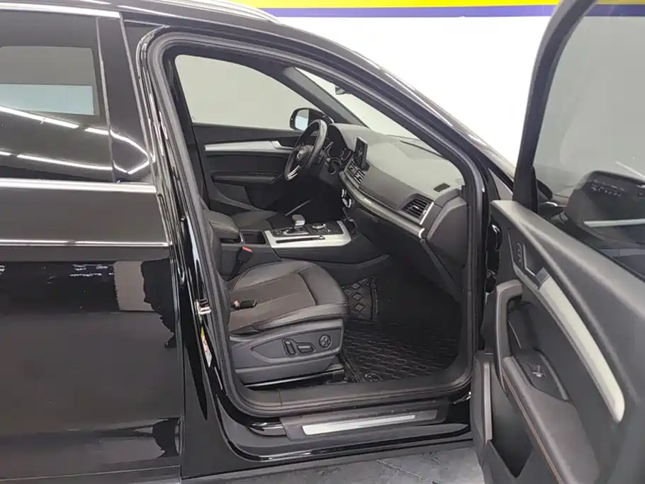 Audi Q5L 2020 Facelift 40 TFSI Honor Progressive фото 8