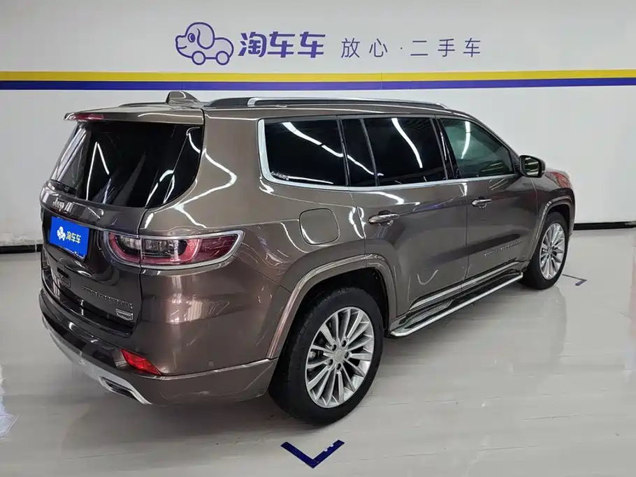 Jeep Grand Commander 2019 2018 2.0T 4WD Royal Edition (China V)