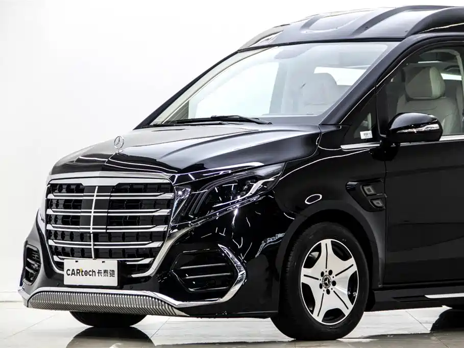 Mercedes-Benz Vito 2024 2.0T Business 8-Seater фото 7