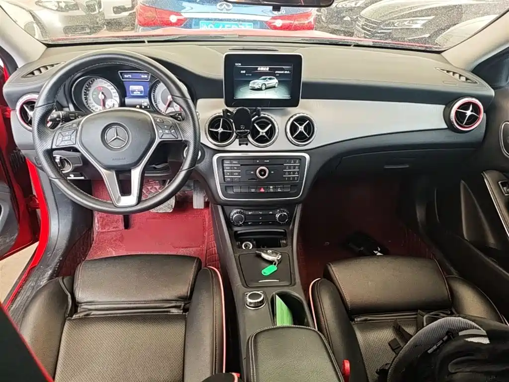 Mercedes-Benz GLA 2016 GLA 200 Fashion фото 10