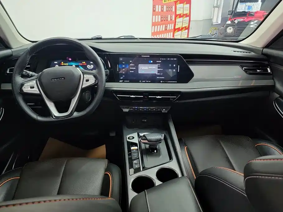 Changan Oshan X7 PLUS 2021 2022 1.5T Blue Whale Automatic Geeker Navigation Edition