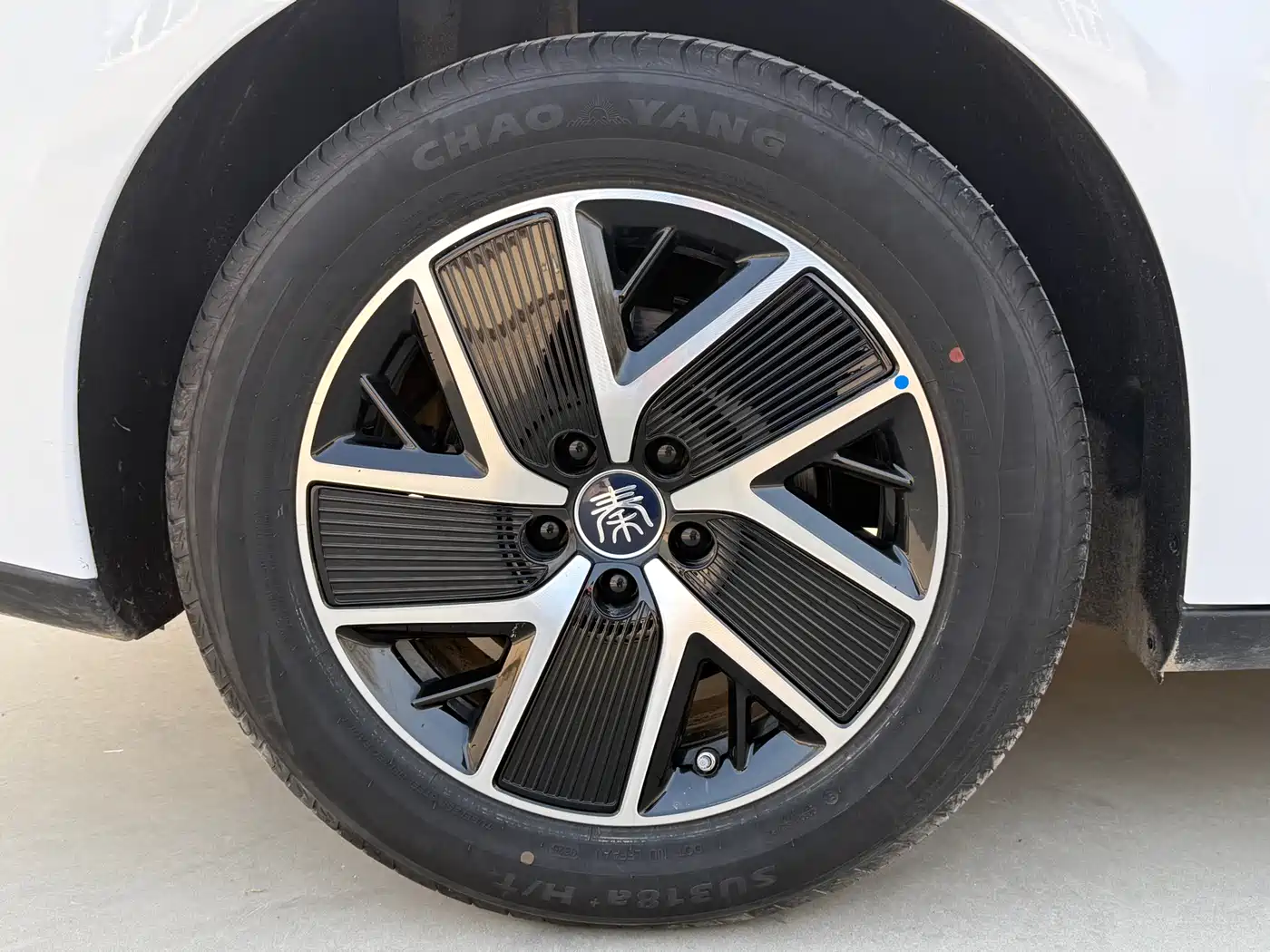 BYD Qin L 2025 DM-i Smart Drive Edition 120KM Surpassing фото 27