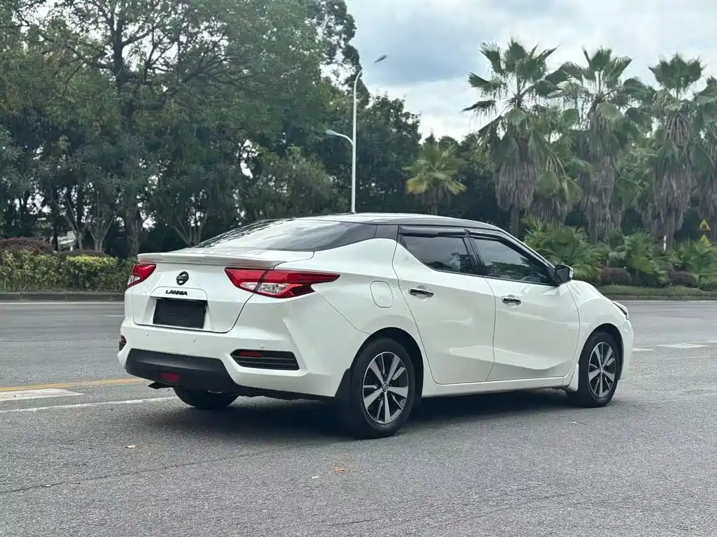 Nissan Bluebird 2020 2020 1.6L CVT Cool Edition
