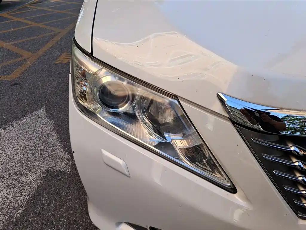 Toyota Camry 2012 2.5G Luxury Edition фото 7