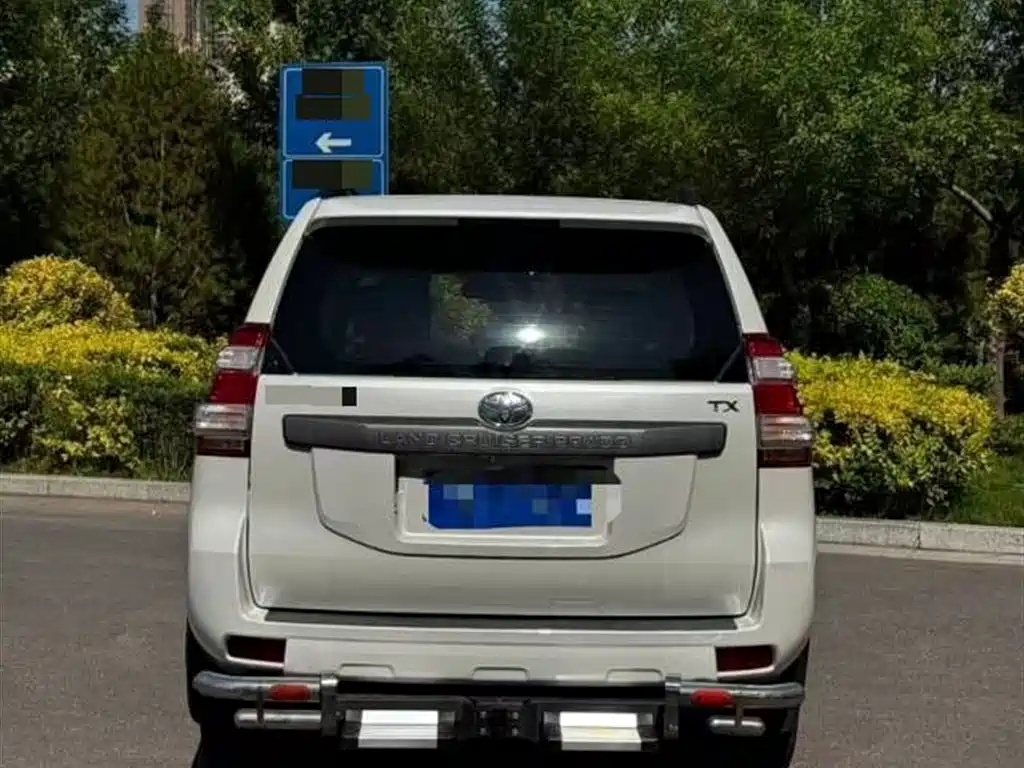 Toyota Prado 2015 2.7L Automatic Luxury фото 8