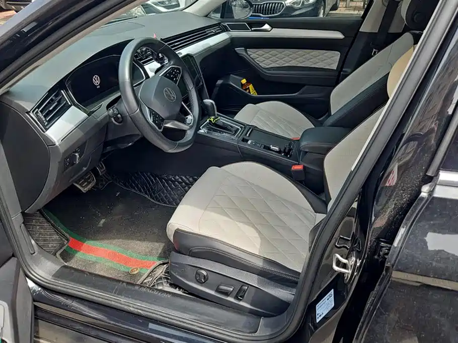 Volkswagen Magotan 2023 Model 2 Million Commemorative Edition 330TSI DSG Luxury фото 9