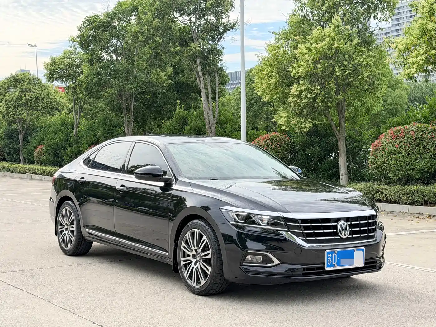 Volkswagen Passat 2019 Model 280TSI Business Edition China VI фото 3