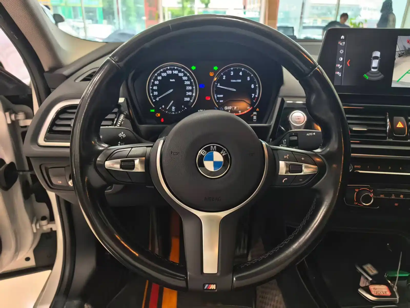 Фото 9 - BMW 1 Series