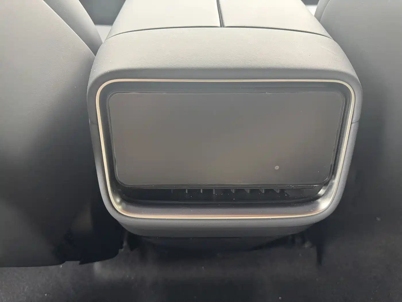 Xiaomi Auto Xiaomi YU7 2025 Ultra Long Range High Performance AWD Max Edition фото 13