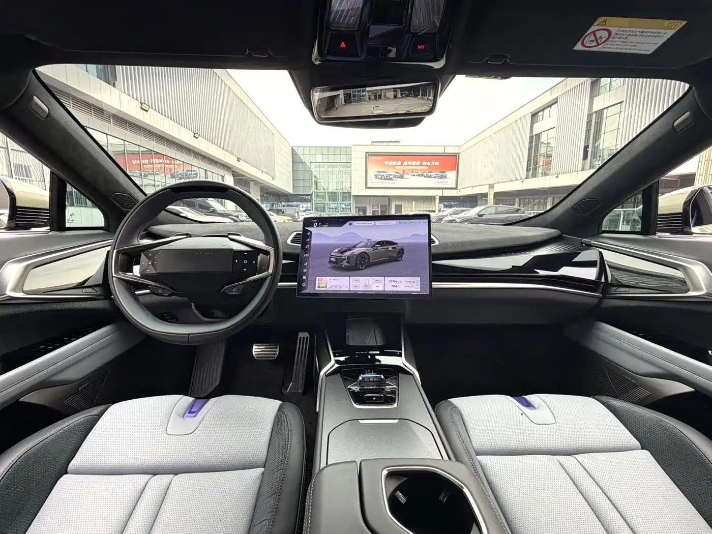 HiPhi Z 2023 4-Seater Edition фото 3