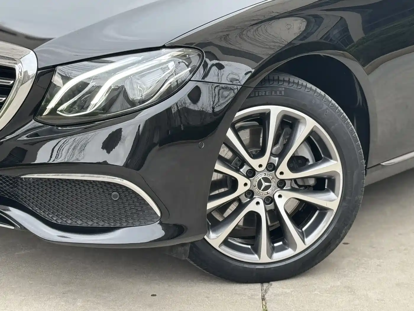 Mercedes-Benz E-Class 2019 E 260 L фото 11