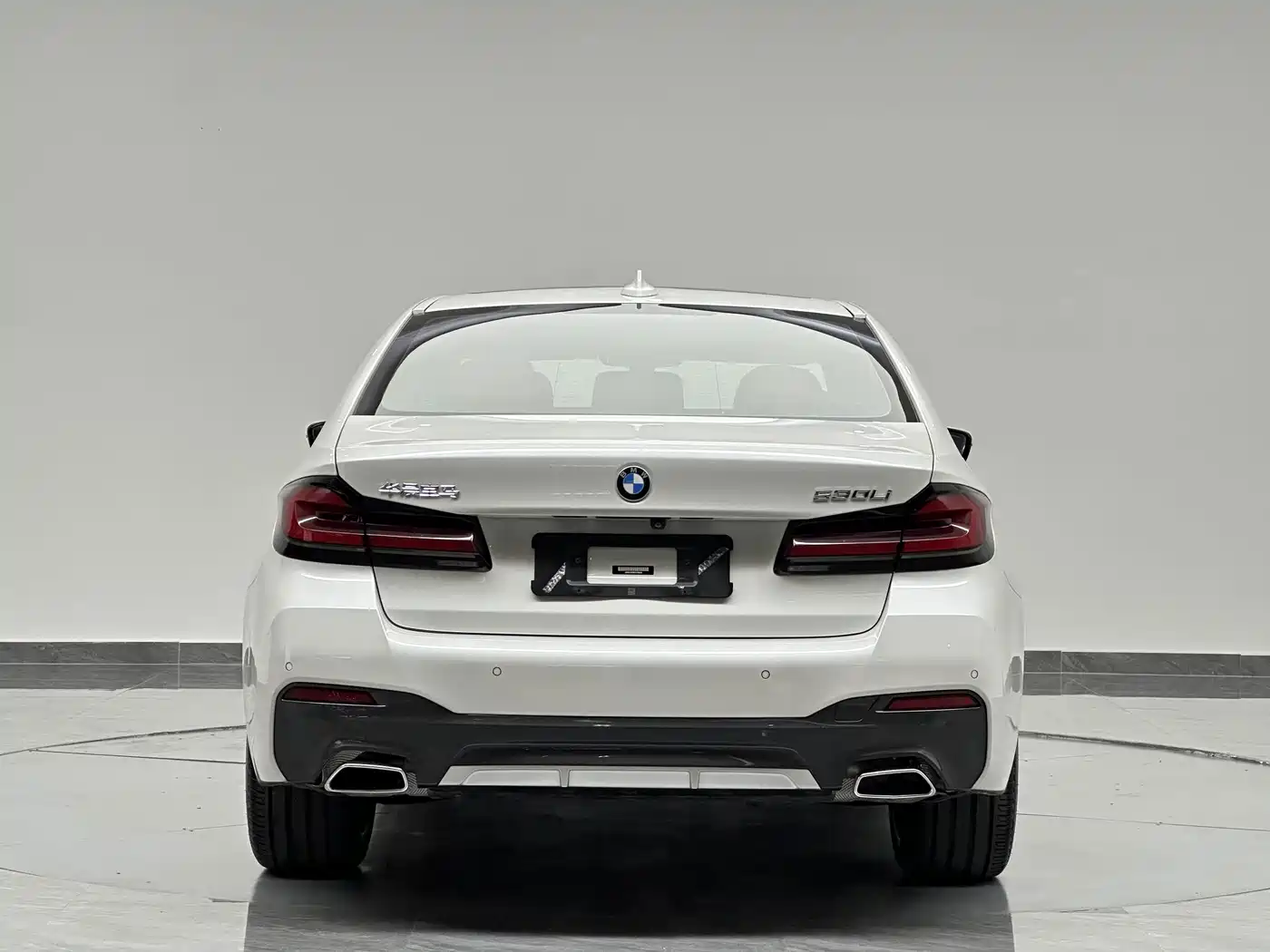 BMW 5 Series, миниатюра 8