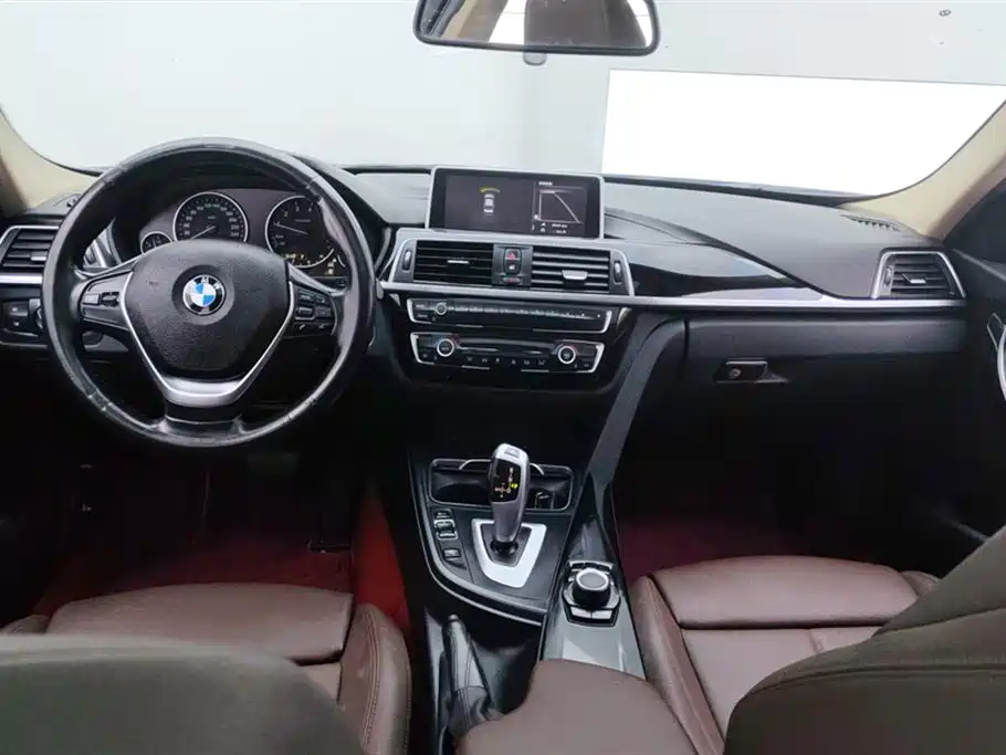 BMW 3 Series 2018 320Li Fashion Style фото 12