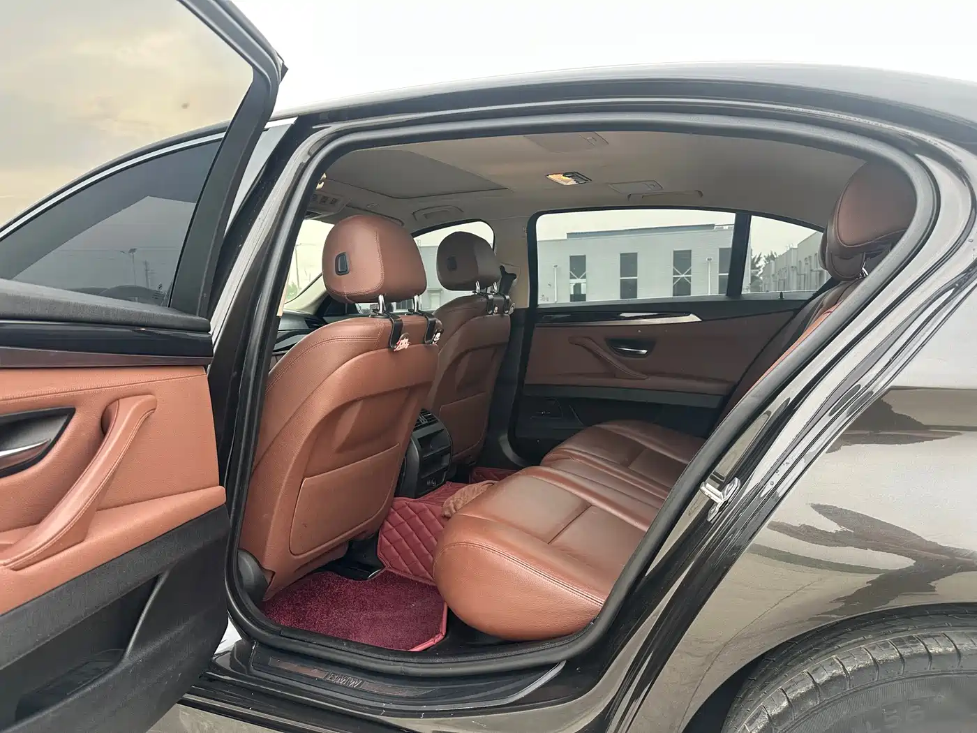 BMW 5 Series 2017 520Li Classic Edition фото 6