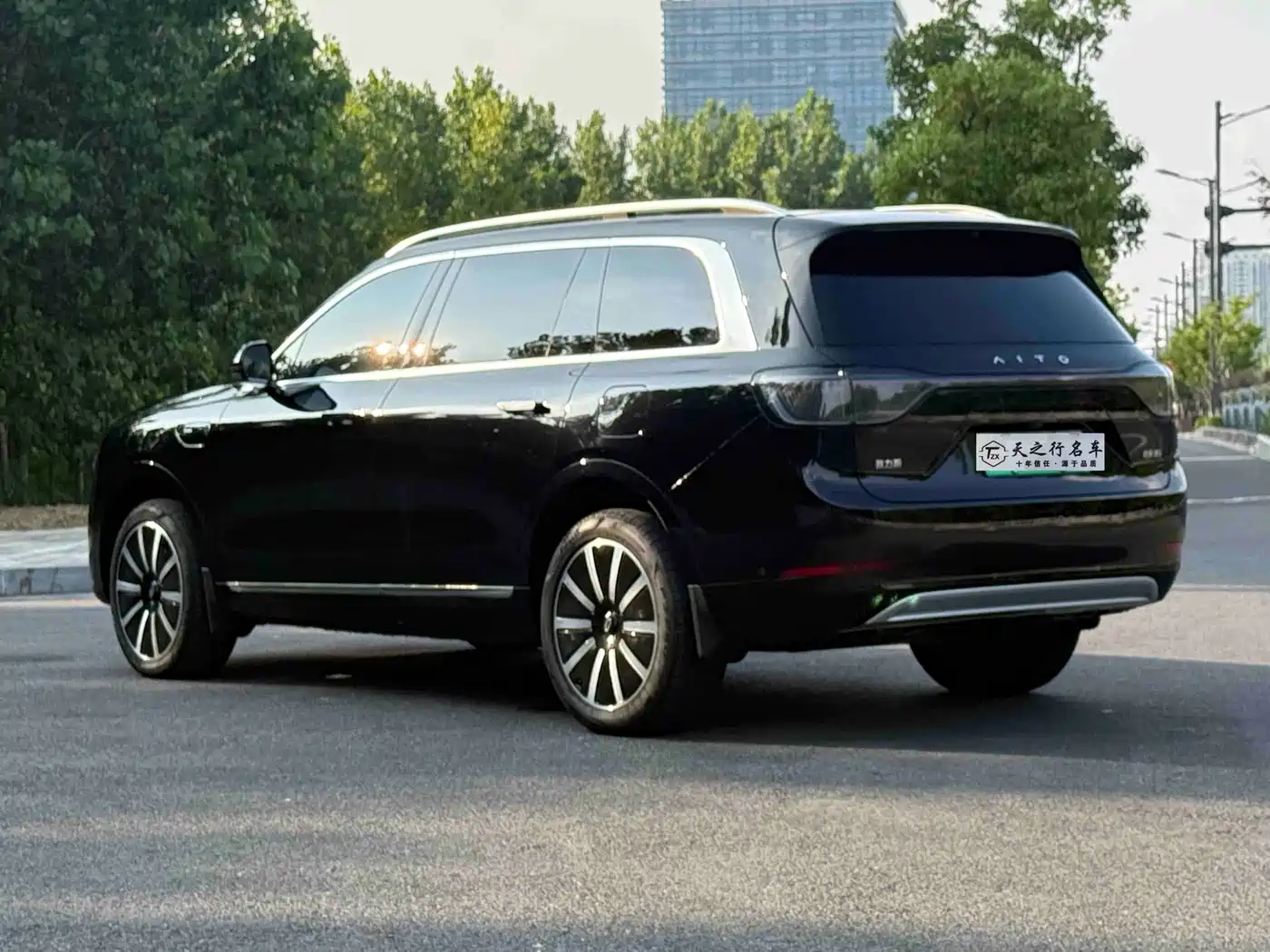 AITO Wenjie AITO M9 2024 2024 Range Extender Max 52kWh 6-seater