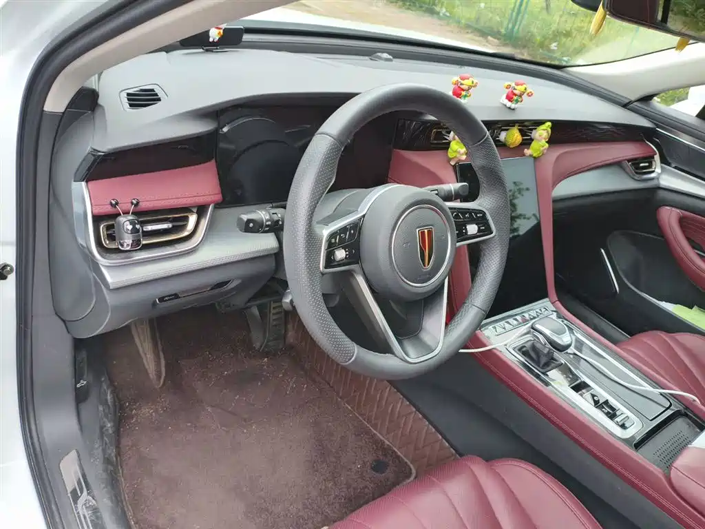 Hongqi H5 2024 2.0T Automatic Smart Connect Flag Smooth Edition фото 6