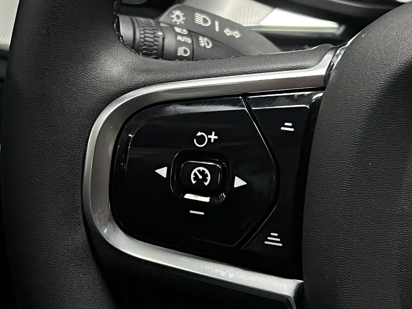 Фото 29 - Volvo XC60