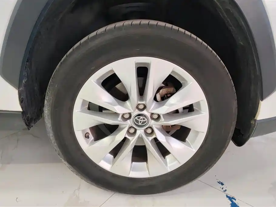 Toyota Wildlander 2022 Facelift 2.0L CVT 2WD Leading Edition фото 6