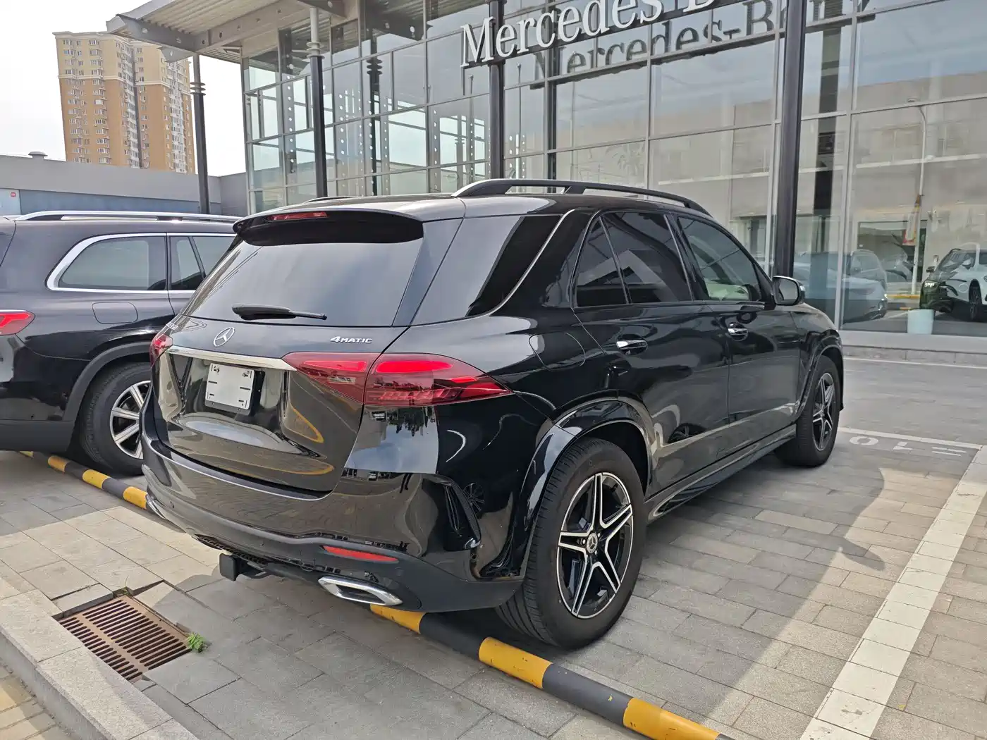 Mercedes-Benz GLE 2024 GLE 450 4MATIC Luxury фото 4