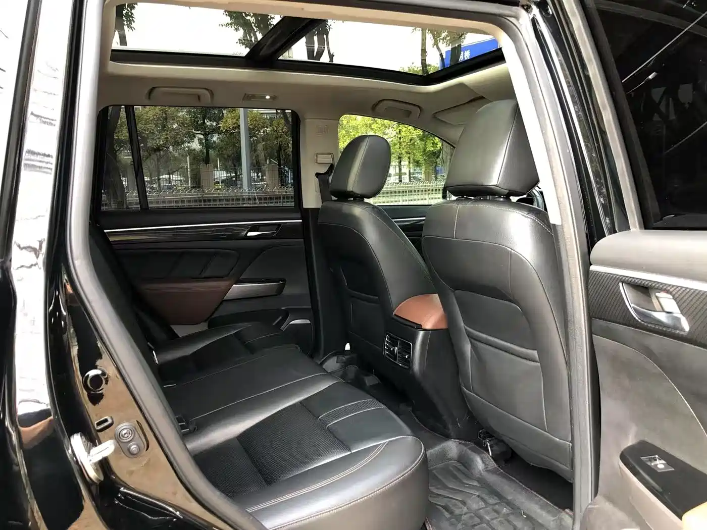 GAC Trumpchi Trumpchi GS7 2018 2017 320T 2WD Luxury Smart Connect