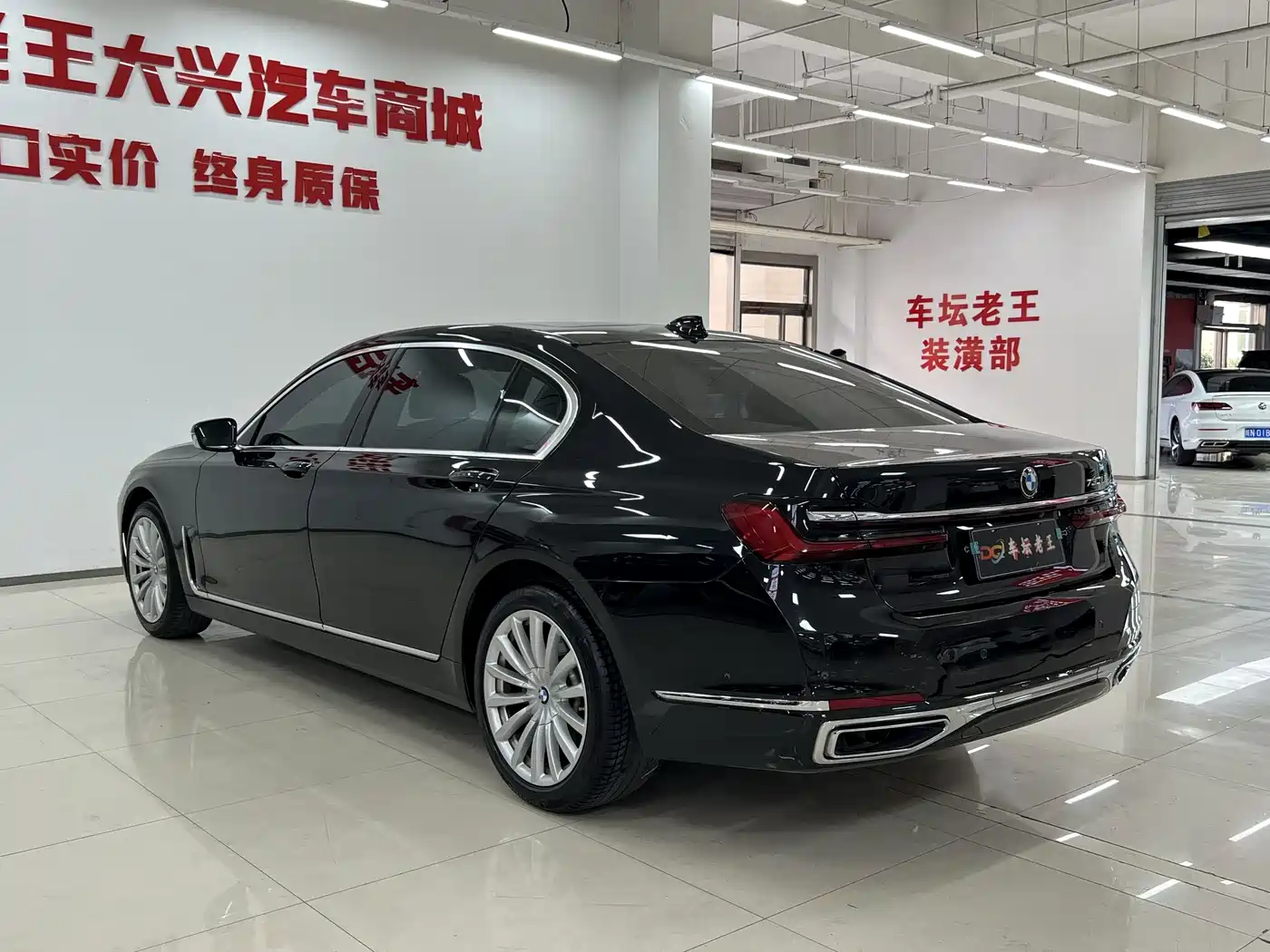 BMW 7 Series 2019 Facelift 730Li Luxury Package фото 9