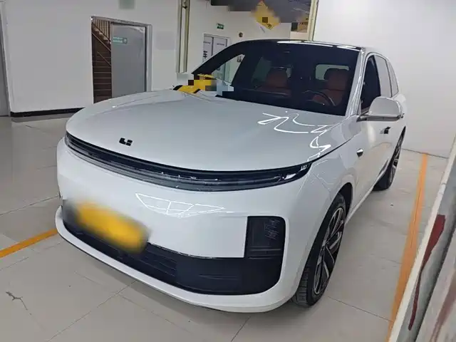 Li Auto L6 2024
