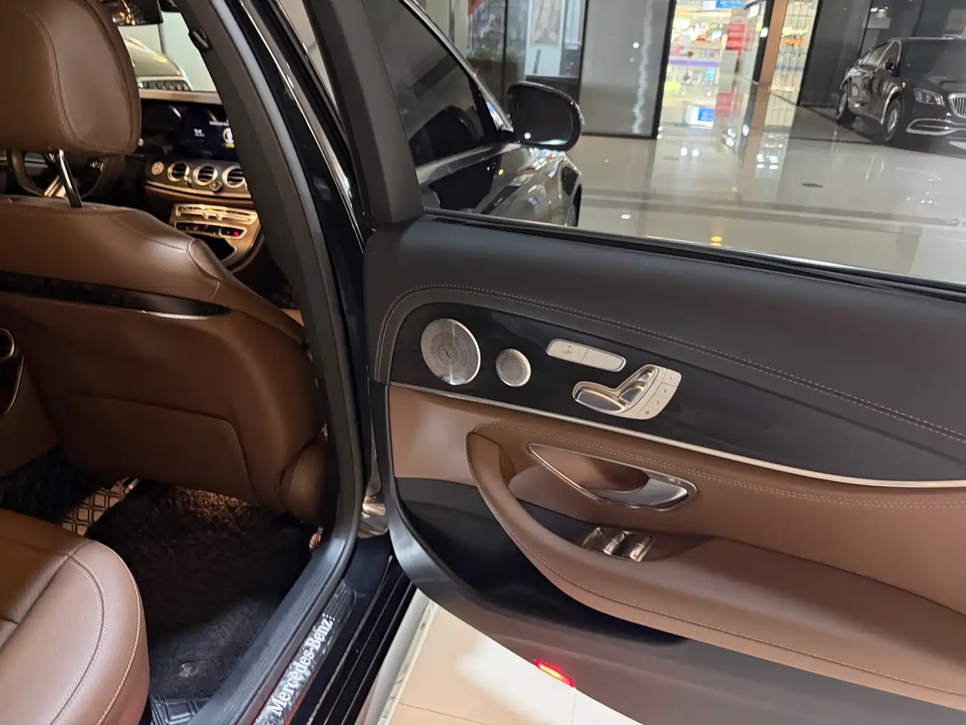 Mercedes-Benz E-Class 2021 Facelift E 300 L Luxury фото 8
