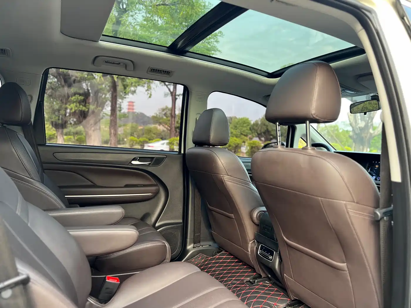 GAC Trumpchi Trumpchi M6 2019 270T Automatic Honor (7-seater) China V фото 15