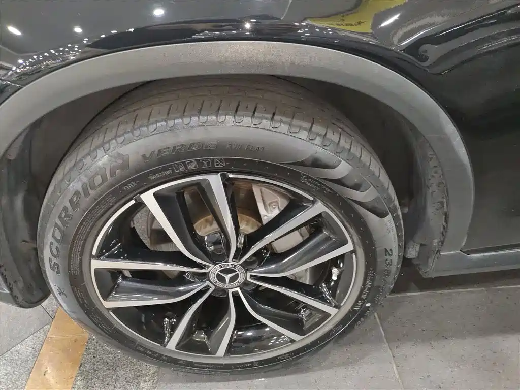 Mercedes-Benz GLC 2022 Model GLC 260 L 4MATIC Luxury Edition фото 23
