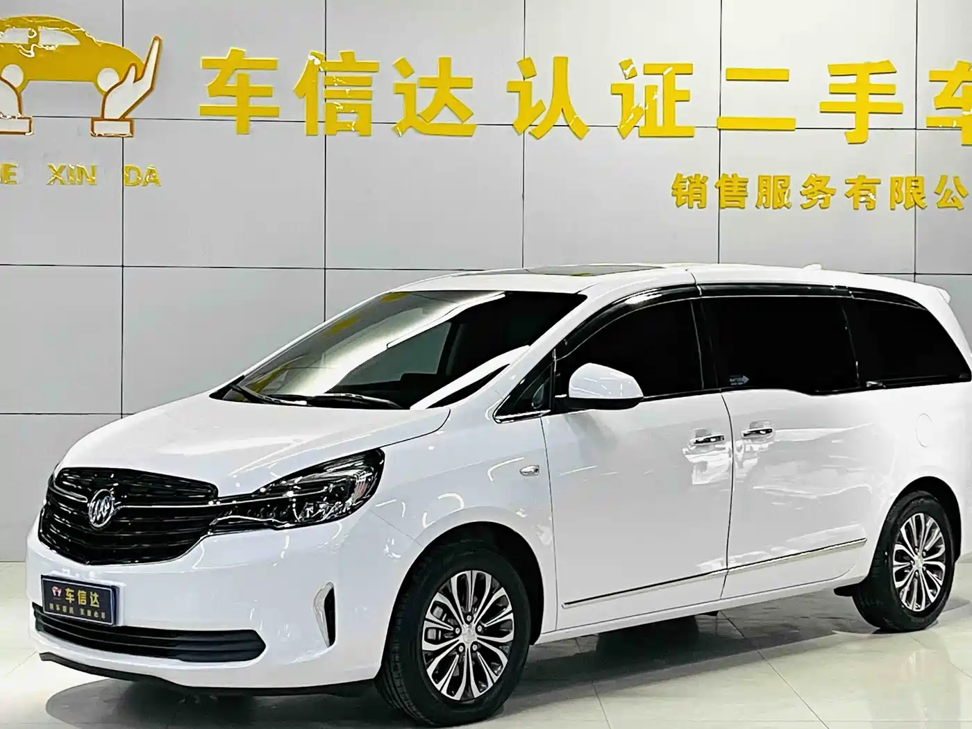 Buick GL8 2022 Land Business Class 652T Luxury