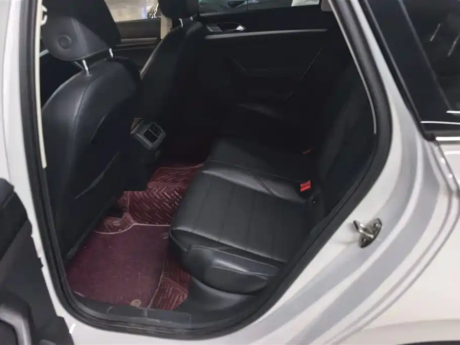 Volkswagen Lavida 2019 1.5L Automatic Comfort Edition China VI фото 11