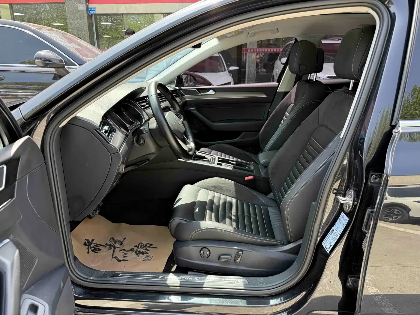 Volkswagen Magotan 2020 330TSI DSG Leading фото 13