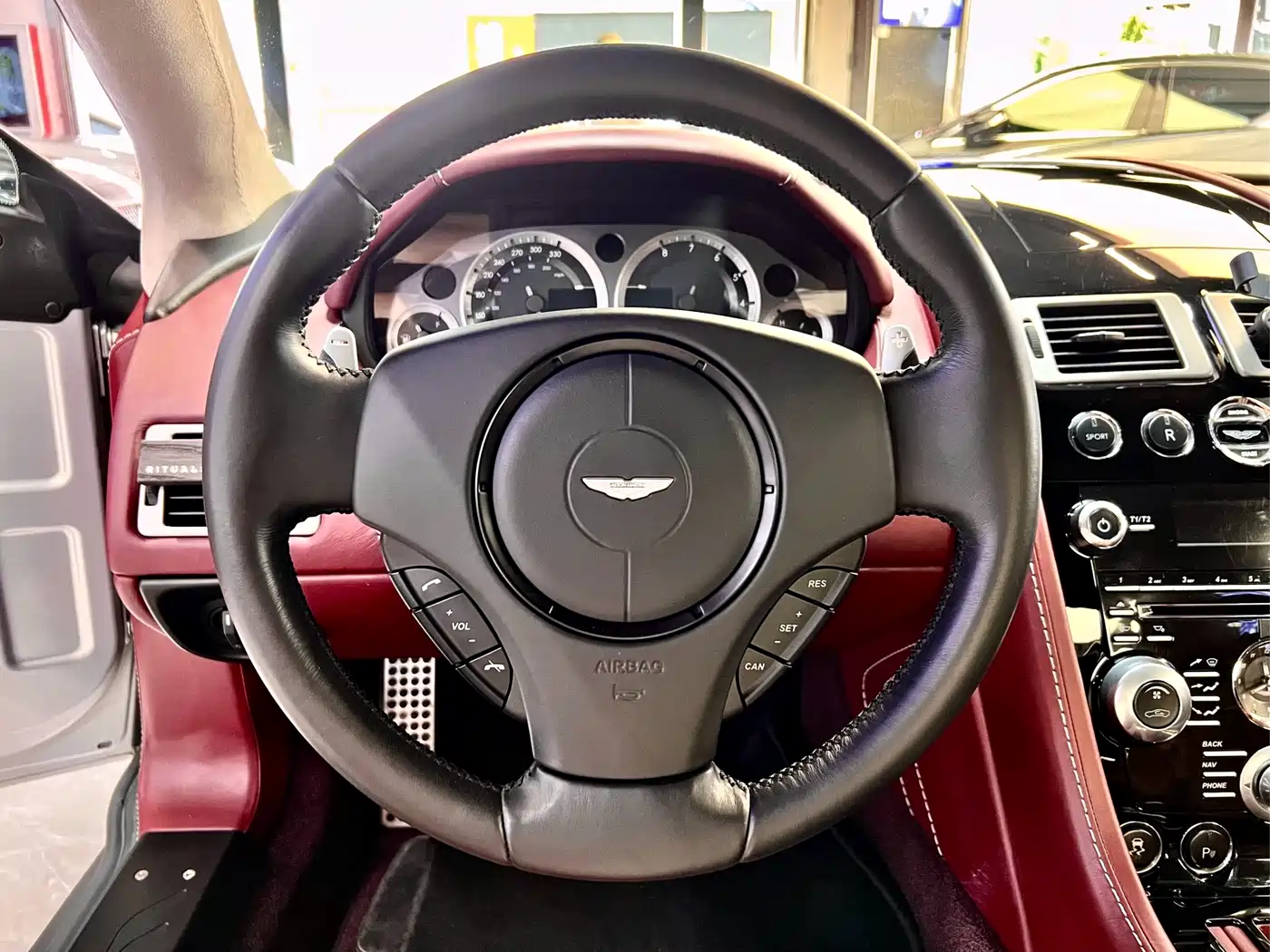 Aston Martin V8 Vantage 2013 2012 4.7L S Coupe
